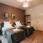 Atlas 6 Oberhausen, 3 Zimmer, Naehe Bahnhof, Westfield Centro * Oberhausen (North Rhine-Westphalia)