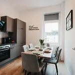 Atlas 6 Oberhausen, 3 Zimmer, Naehe Bahnhof, Westfield Centro Lägenhet