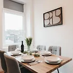 Atlas 6 Oberhausen, 3 Zimmer, Naehe Bahnhof, Westfield Centro * Oberhausen (North Rhine-Westphalia)