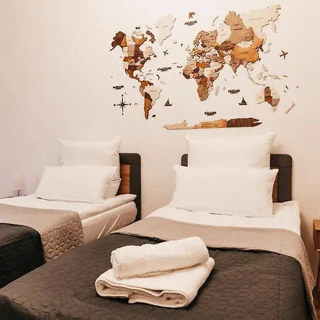 Atlas 6 Oberhausen, 3 Zimmer, Naehe Bahnhof, Westfield Centro Apartman *