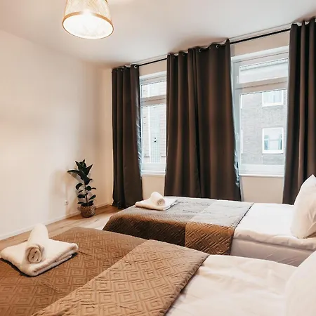 Atlas 6 Oberhausen, 3 Zimmer, Naehe Bahnhof, Westfield Centro *