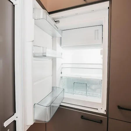 Atlas 6 Oberhausen, 3 Zimmer, Naehe Bahnhof, Westfield Centro