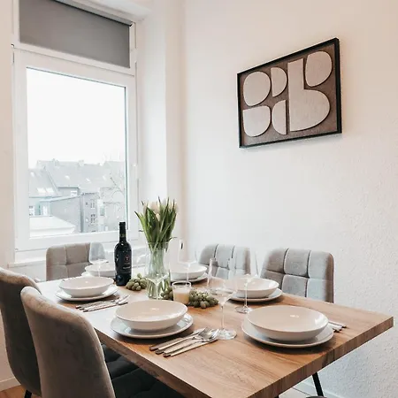 Atlas 6 Oberhausen, 3 Zimmer, Naehe Bahnhof, Westfield Centro * Oberhausen