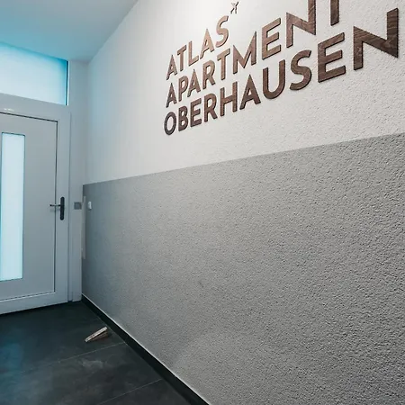 Atlas 6 Oberhausen, 3 Zimmer, Naehe Bahnhof, Westfield Centro *