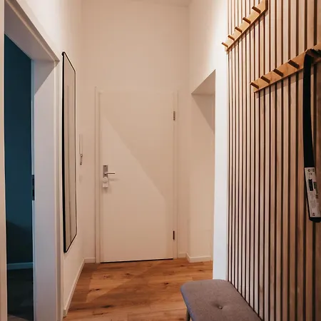 Apartman Atlas 6 Oberhausen, 3 Zimmer, Naehe Bahnhof, Westfield Centro *